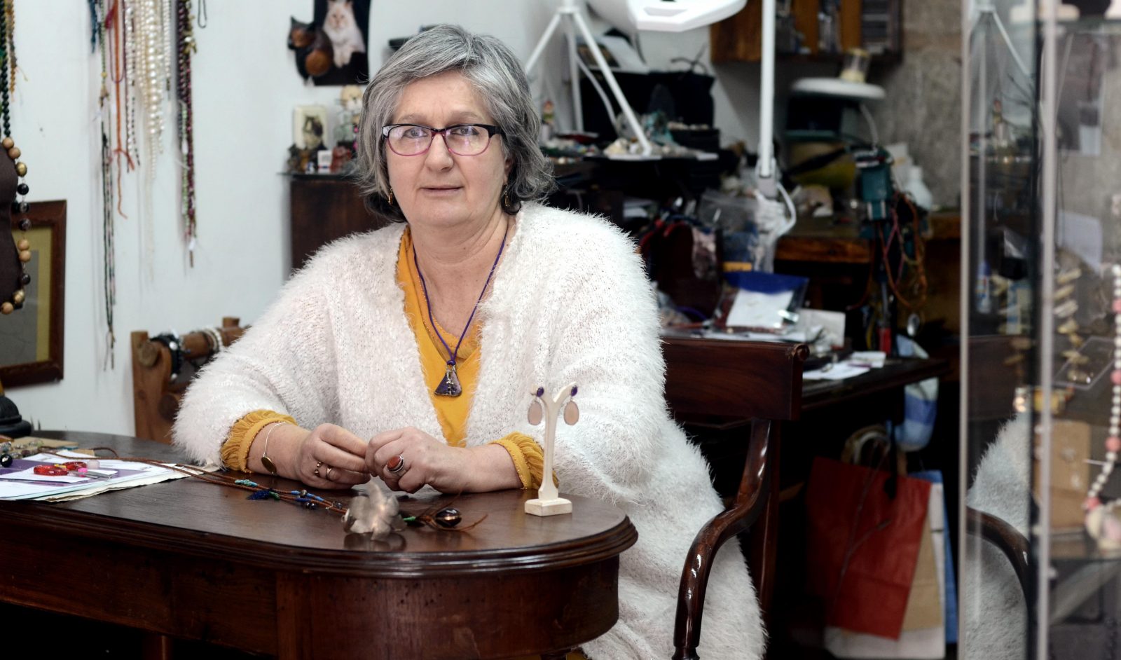 Olga Barros, artesá: “As axudas van para as multinacionais. Que pequeno comercio hai en Príncipe?