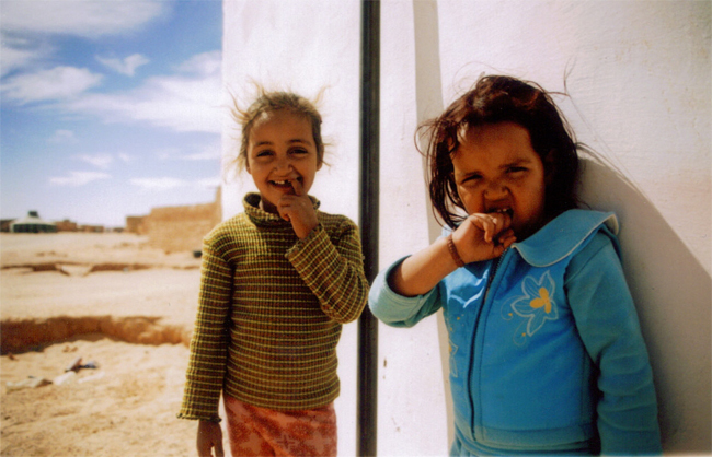Vigo solidaria: “Nós tamén queremos acoller a unha nena saharauí”