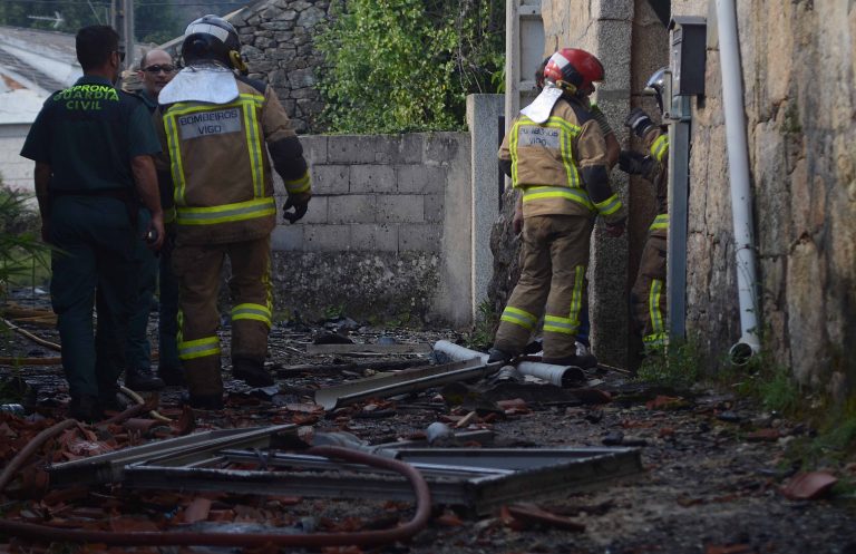 Atopan o segundo cadáver en Tui, e seis feridos permanecen ingresados