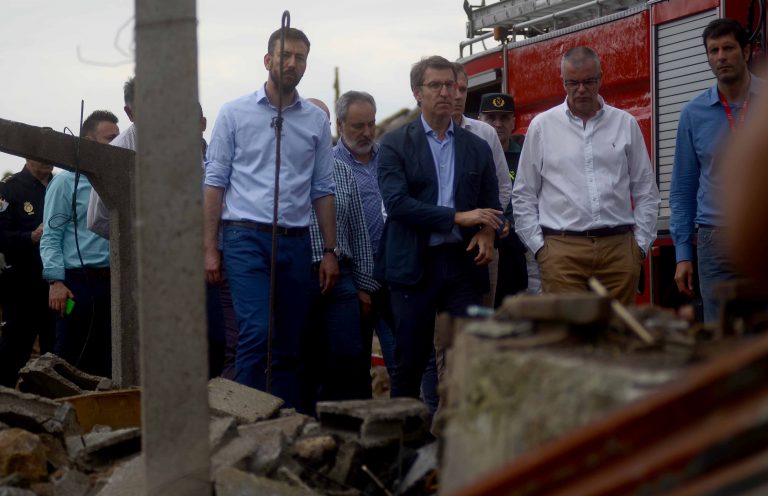 Feijóo: “Pídolles aos veciños que nos chamen se hai algunha dúbida de que poida almacenar explosivos en calquera outro lugar”