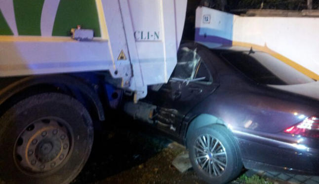 Un morto de 72 anos en Mos tras cochar o seu vehículo contra un camión