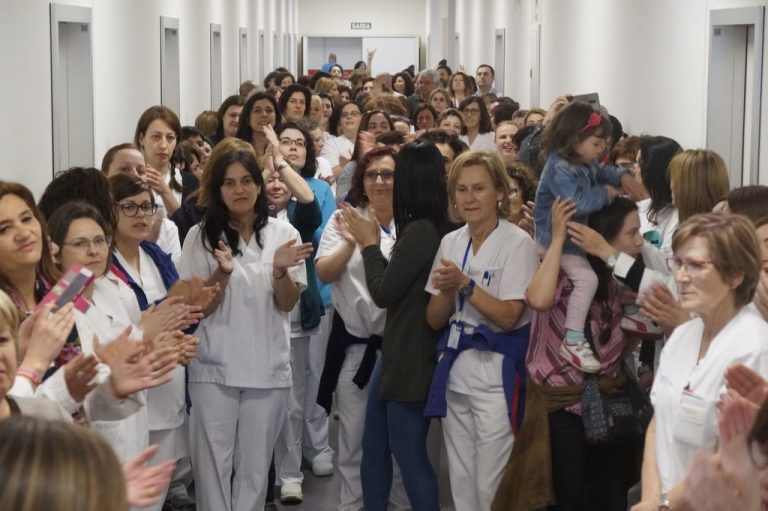 A Xunta condenada a pagar as gardas de médicos da atención continuada do Álvaro Cunqueiro