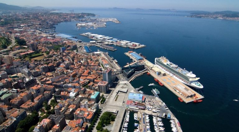 A Xunta confirma a entrada de madeira ilegal de Brasil no Porto de Vigo