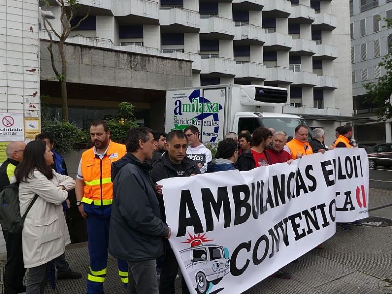 Acusan ao SERGAS de trasladar doentes contaxiosos con outros enfermos na mesma ambulancia