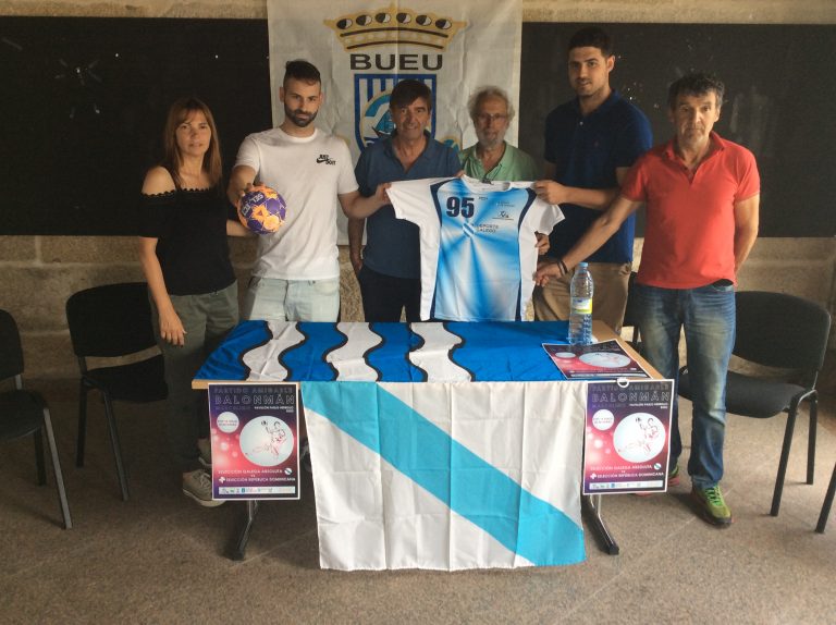 A selección galega de balonmán enfróntase á da República Dominicana este xoves en Bueu