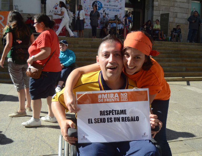 “Non mires a outro lado”: Vigo celebra o Día Mundial da Parálise Cerebral