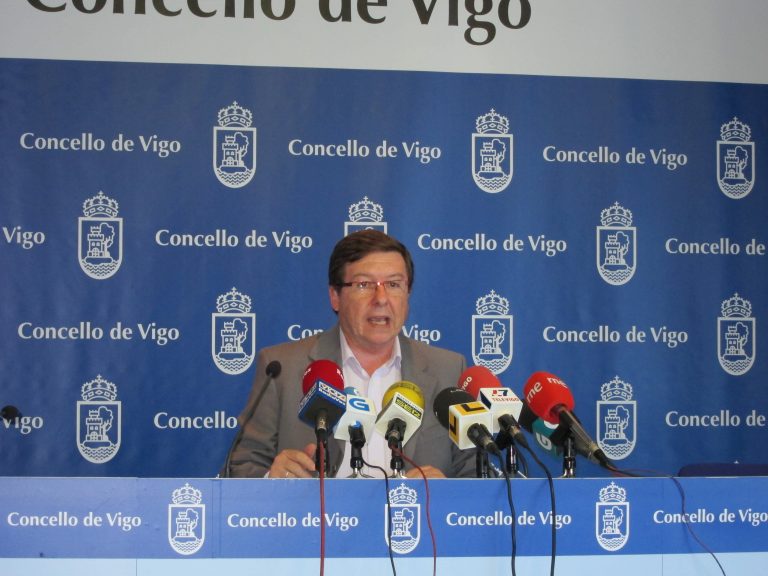 O Concello de Vigo investiga a baixa simultánea de 6 bombeiros do parque de Balaídos