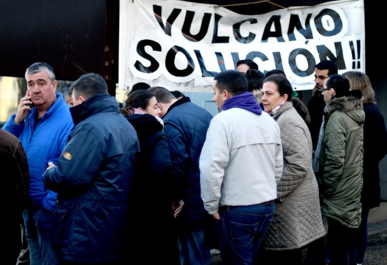 Enfado entre os traballadores de Vulcano por finalizar sen avances a reunión entre Xunta, Pymar e Santander