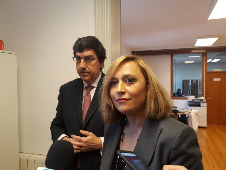 Elena Muñoz celebra a retirada do exministro do PSOE José Blanco e o acusa de “prexudicar” a Vigo