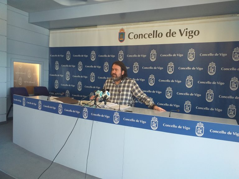 Marea de Vigo insiste en pedir unha investigación dos contratos que xestionou o funcionario condenado