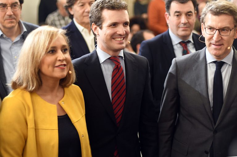 Protestas contra a xuntanza do PP na sede do Celta liderada por Pablo Casado