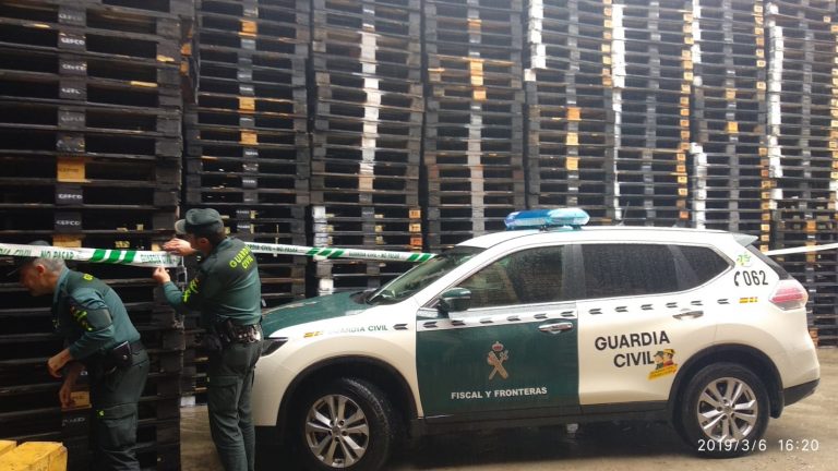 Tres detidos pola subtracción de máis de 1.800 palés en Mos que estaban nunha empresa de Ponteareas