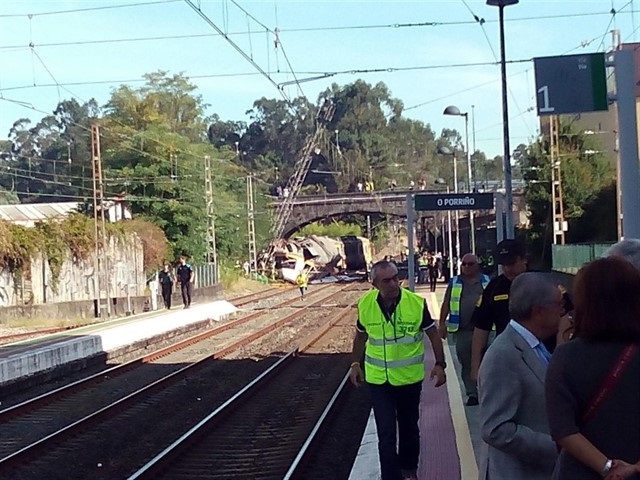 Os maquinistas critican que tamén no accidente de tren do Porriño se poña o foco sobre eles