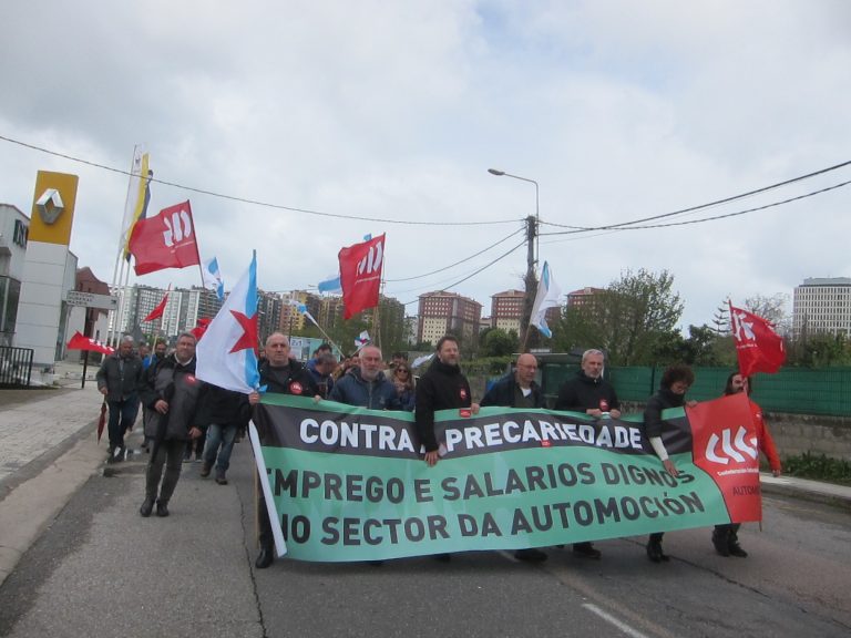 Traballadores da automoción mobilízanse contra a precarización e a produción exclusiva de vehículos diésel