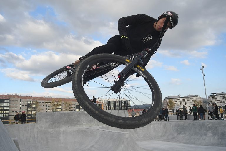 Navia inaugura o “skatepark máis completo de España”