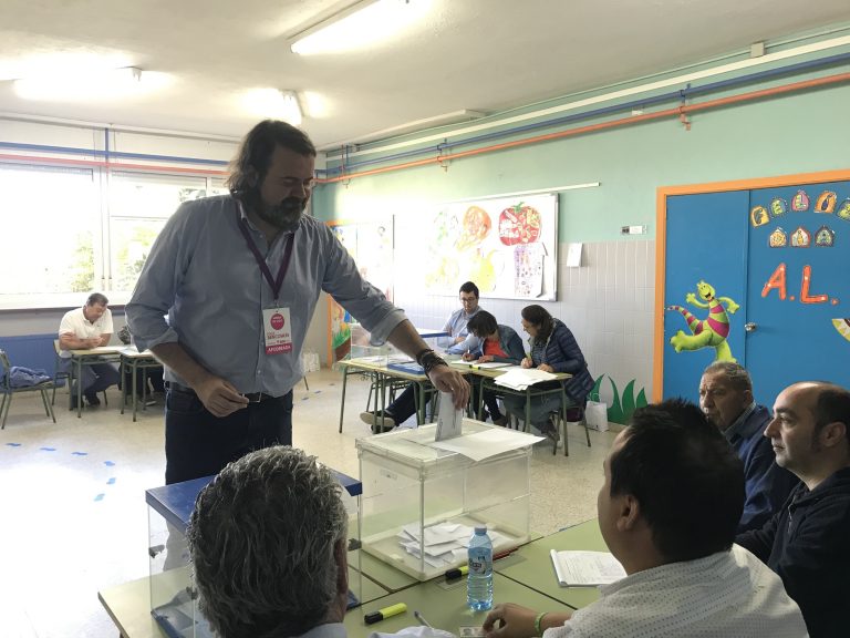 O candidato de Marea de Vigo á Alcaldía olívica apela a votar “sen medo” e “sen ningún tipo de condicionante”