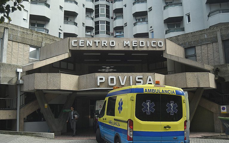 O Hospital Povisa implanta un decálogo de recomendacións para evitar contaxios na asistencia pediátrica