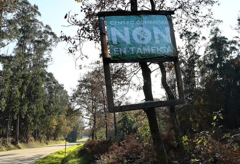 Aberto expediente polas verteduras contaminantes procedentes da cidade deportiva do Celta