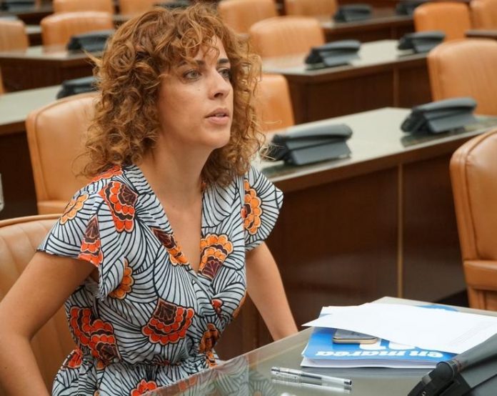 Alexandra Fernández, sendo deputada de En Marea | Fonte: Europa Press