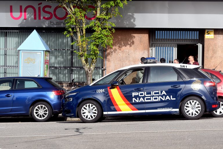 Policía Nacional persónase en UNISONO © Miguel Núñez