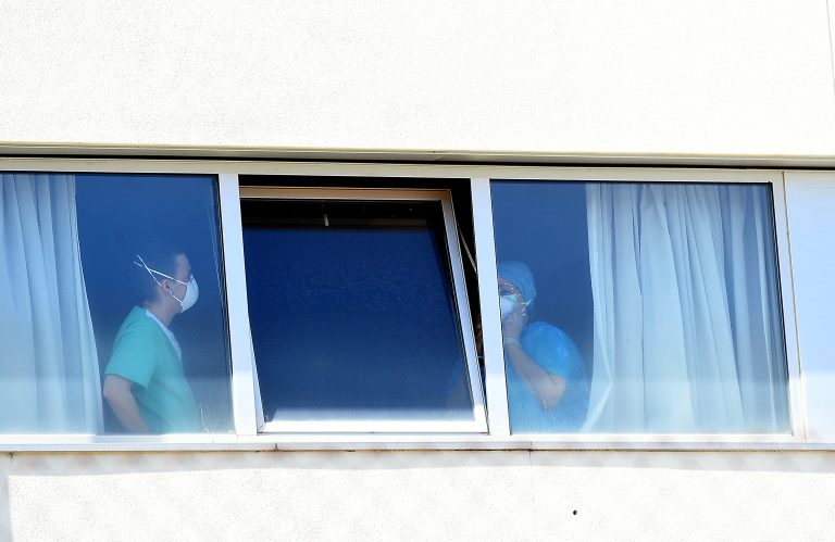 Un total de 14 sanitarios viven na residencia da canteira do Celta para evitar contaxiar a familiares