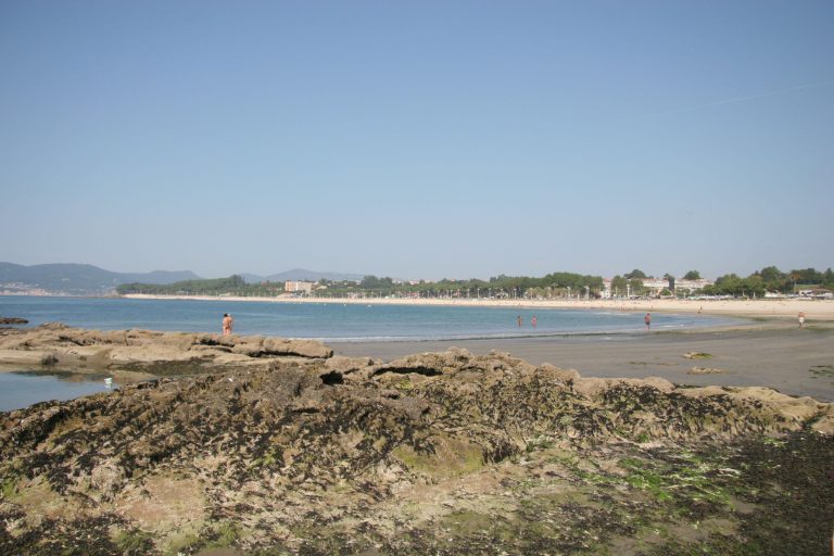 A praia de Samil terá unha zona reservada para actividades deportivas