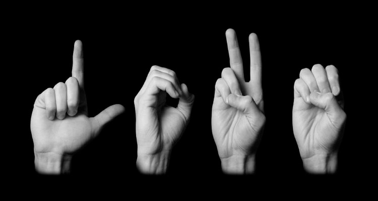Queres aprender a comunicarte en lingua de signos?
