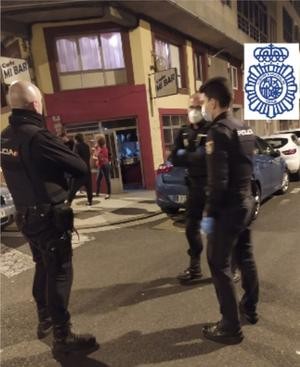 Intervención policial nocturna /Policía Nacional