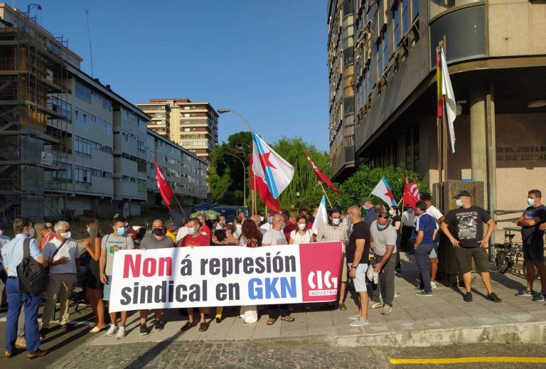 A CIG mobilízanse contra a “represión sindical” da empresa GKN á súa delegada