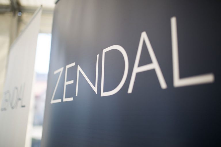 Zendal segue medrando e merca o 46% dunha empresa sanitaria catalá