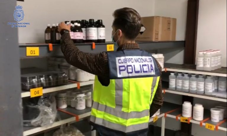 Desarticulan en Vigo unha das maiores redes de distribución de sustancias para adulterar droga