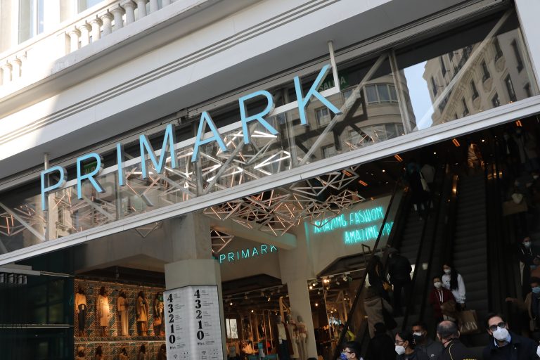 Primark abrirá unha nova tenda en Vigo e busca xa empregados