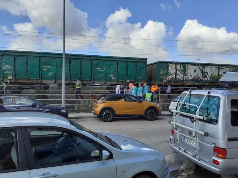 Restablecen o tráfico ferroviario entre O Porriño e Tui logo da suspensión momentánea por un atropelo mortal
