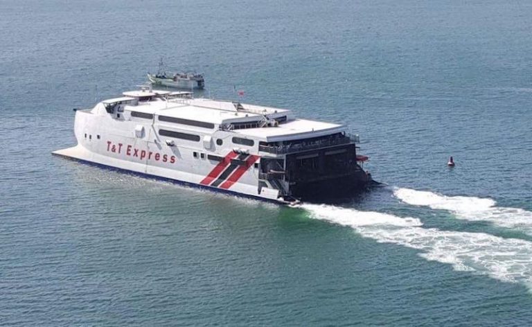 Así era o Catamarán afundido mentres viaxaba cara a Vigo: tiña 91 metros de eslora e 26 de manga