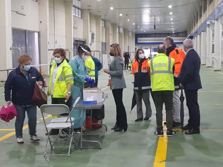 O xerente da área Sanitaria de Vigo ve un “éxito” no cribado a empregados de empresas pesqueiras