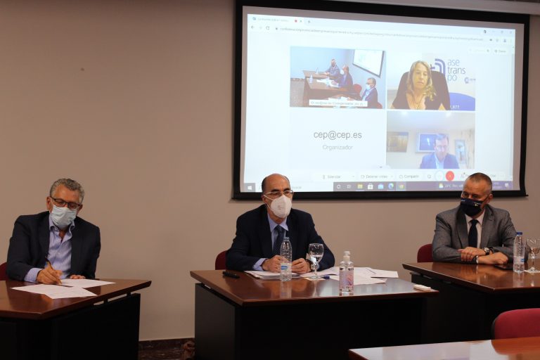 Porto de Vigo e CEP apostan por unha terminal que enlace crecemento coa “defensa do medioambiente”