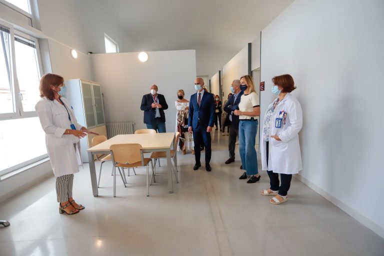 Abre en Vigo o primeiro Hospital de Día Infanto-Xuvenil de Galicia para menores con trastorno mental grave