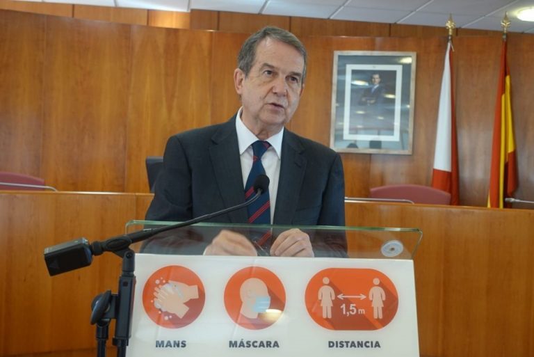 Caballero defende o “escrupuloso cumprimento” das normas covid en Vigo malia que a incidencia é xa de 645/100.000 habitantes