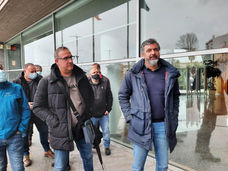 Os sindicatos piden á Xunta que se sitúe a favor de Gondán para comprar Barreras