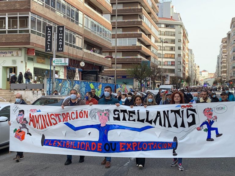 Protesta en Vigo pola “dramática situación” dos traballadores de Stellantis