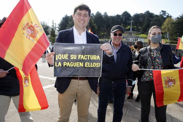 Vox mobilízase en Vigo para “defender a unidade de España”