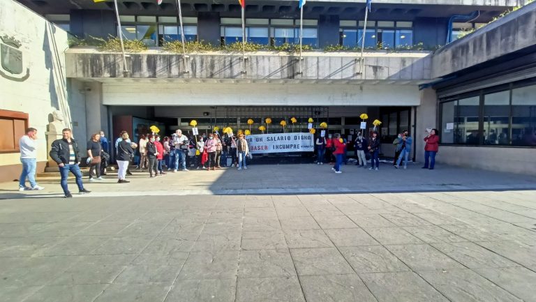 Desconvocan a folga do servizo de limpeza das dependencias municipais de Vigo