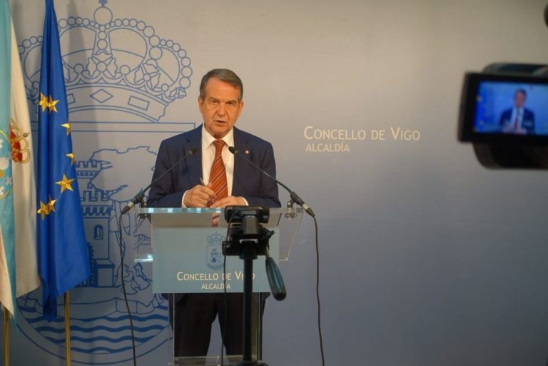 Abel Caballero arremete contra cargos do PP en Vigo: “Non teñen criterio, obedecen ordes”