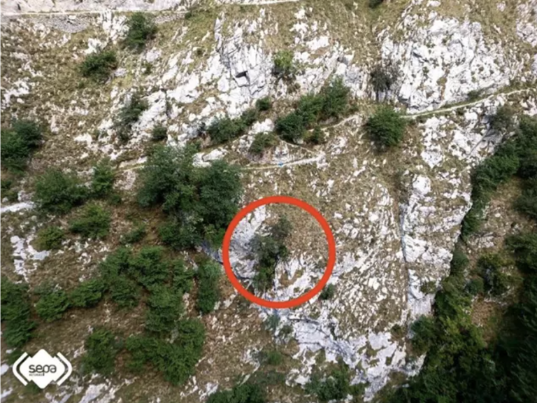 Falece un avogado vigués tras caer por un barranco de 80 metros mentres practicaba sendeirismo en Asturias