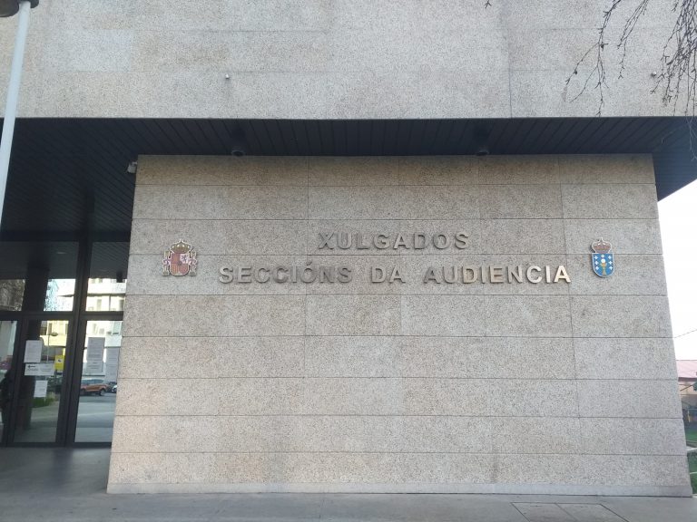 Piden 6 anos de cárcere para un exdirector dunha sucursal de Vigo por estafar máis de 740.000 euros ao banco