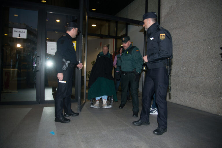 O asasino da ex muller en Baiona confesa que a atacou cun coitelo e unha machada