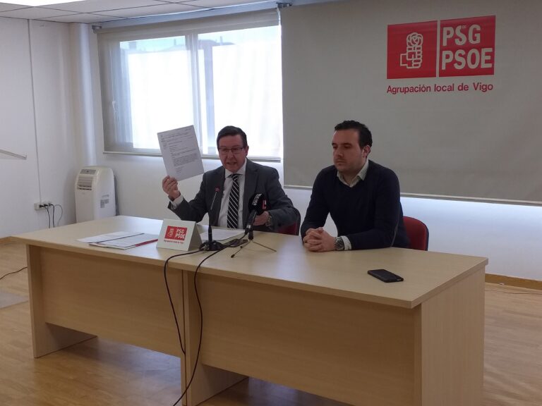 O PSOE pide a dimisión do presidente do Porto de Vigo por non deixar o cargo para presentarse ás municipais en Baiona