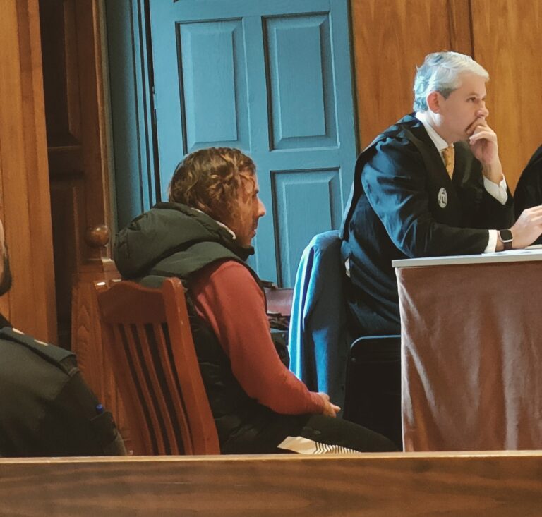 O xurado declara culpable ao asasino confeso do hostal de Mondariz, e ve probada a alteración psíquica e a confesión