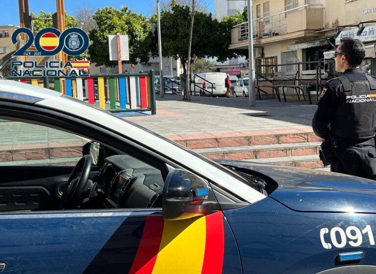 Atracan unha farmacia de Vigo cunha arma branca