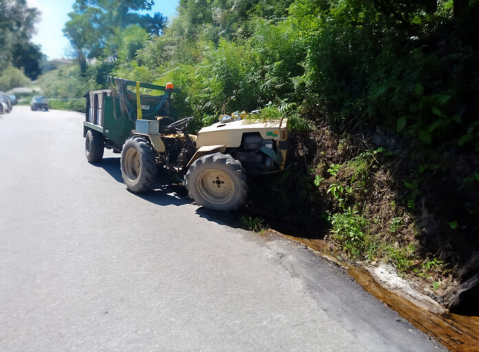 Imaxe do tractor accidentado en Gondomar | CEDIDA